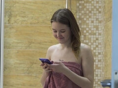 18 ans, Nana, Brunette brune, Petite amie, Embrassement, Masturbation, Seins naturels, Adolescente