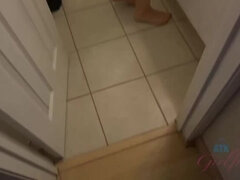 Leie, Auto, Hd, Pissen, Pov, Rasiert, Dusche, Titten