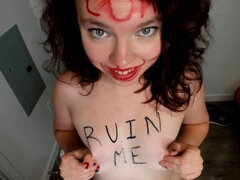 Kinky slave girl wants extreme face fuck