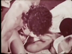 Disgusting Perverted Whore Vintage MILF Gangbang Blowjob Cumshot