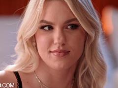 Lamer culo, Rubia, Mamada, Consolador, Besar, Lesbiana, Nalgadas, Juguetes