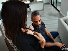 Спальня, Минет, Брюнетки, Собачьи, Двойное проникновение, Сперма на лице, Джинсы, Тату