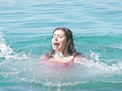 Gros cul, Grosse bite, Gros seins, Brunette brune, En levrette, De plein air, Maigrichonne, Adolescente