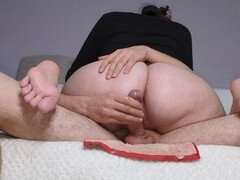 18 ans, Amateur, Tromperie, Rondelette, Éjaculation interne, Tir de sperme, Chatte, Jarretelles