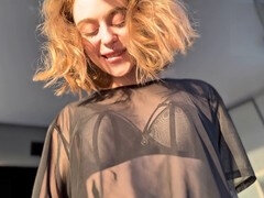 Sweet Russian beauty Zxlecya offers her pussy before breakfast