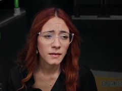 Bedriegen, Vriendin, Hardcore, Hd, Latijnse vrouw, Roodharige vrouw, Verleid, Mager