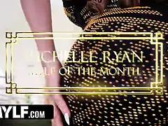 Américain, Derrière les coulisses, Gros cul, Célébrité, Mamie, Hd, Talons, Mère que j'aimerais baiser