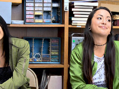 18 летние, Брюнетки, Собачьи, Волосатые, Киски, Юбки, Тату, Сиськи