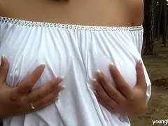 Rita Argiles rubs her tight pussy out in the open air