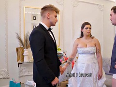 Grosse titten, Braut, Braunhaarige, Gehörnter ehemann, Tschechisch, Europäisch, Lingerie, Tätowierung