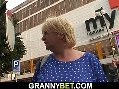 Belle grosse femme bgf, Gros seins, Sucer une bite, Mamie, Énorme, Mature, Criant, Nénés