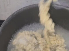 Любители, Еда, Хд, Латиноамериканки, Писсинг, Португалки, Рабыни, Развязные