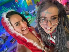 Большая жопа, Большой член, Минет, Собачьи, Экстремальный секс, Две девушки