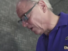 Sperma shot, Hondjeshouding, Opa, Handbeurt, Hardcore, Natuurlijke tieten, Tiener, Tietenklus