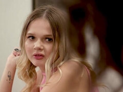 18, デカパイ, 黒人, ブロンド, 顔面騎乗, 指いじり, 自然山雀, ティーン