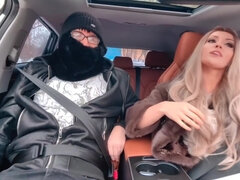 Culo grande, Tetas grandes, Rubia, Coche, Corridas, Sexo duro, Público, Ruso