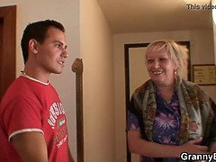 Gros seins, Mamie, Énorme, Mature, Seins naturels, Réalité, Chevaucher, Nénés