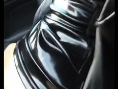 Leie, Grosse titten, Auto, Paar, Fingern, Italienisch, Im freien, Erotischer film