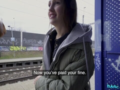 Enthousiasteling, Amerikaans, Pijpbeurt, Bruinharig, Europees, Buiten, Gezichtspunt, Trein