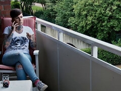 Stellung 69, Blasen, Kehlenfick, Hundestellung, Handjob, Jeans, Im freien, Tätowierung