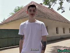 Amateur, Mamada, Europeo, Gay, Pajear, Al aire libre, Pov, Tatuaje