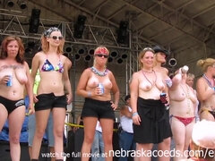 Lieveling, Bruinharig, Concours, Ex vriendin, Vriendin, Onschuldig, Naakt, Openbaar