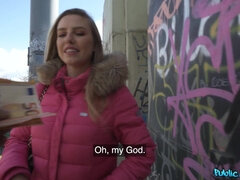 Enthousiasteling, Pijpbeurt, Europees, Natuurlijke tieten, Gezichtspunt, Openbaar, String, Tieten likken