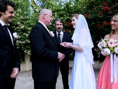 18 jaar, Grote kont, Grote lul, Grote mammen, Pijpbeurt, Hondjeshouding, Mager, Tiener