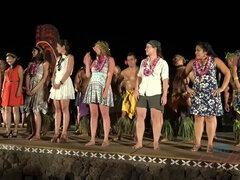 デカ尻, デカパイ, フェラチオ, ダンス, 手コキする, オナニー, 長身, オッパイの