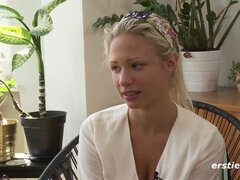 Enthousiasteling, Blond, Klietelaar, Duits, Hardcore, Hd, Tieten likken, Vibrator