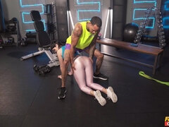 Sucer une bite, Maigrichonne, Vibromasseur