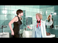 Geile alte tussi, Sperma im mund, Pervers