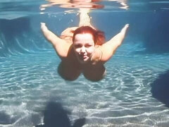 Mooie dikke vrouwen, Grote kont, Grote mammen, Biljart, Roodharige vrouw, Geschoren, Onderwater