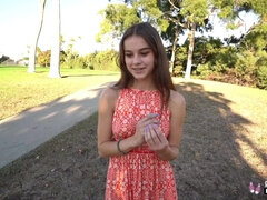 Sucer une bite, Éjaculation interne, Tir de sperme, Branlette thaïlandaise, Hd, Petite femme, Adolescente, Nénés