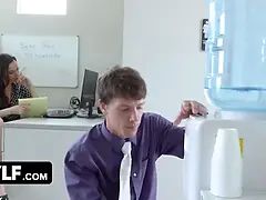 Американки, Большие сиськи, Минет, Доминирование, Женское доминирование, Зрелые, От первого лица, Жесткий секс