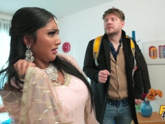 Grosse titten, Blasen, Schwanz, Europäisch, Frau frau mann, Handjob, Hotel, Piercing