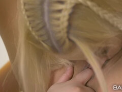 Stellung 69, Arsch, Blondine, Freundin, Im freien, Piercing, Flotter dreier, Titten