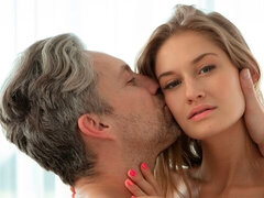 ブロンド, 指いじり, 毛深い, なめる, オマンコ, ガリガリ, ティーン, オッパイの