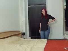 18 ans, Gros cul, Gros seins, Tir de sperme, Allemand, Argent, Rousse roux, Jarretelles