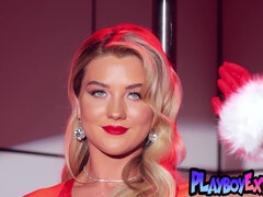 18 jahre, Arsch, Blondine, Stiefel, Natürlich, Nippel, Solo, Titten