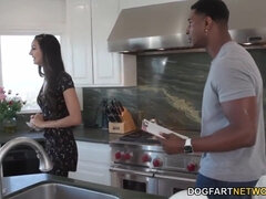 Черные, Брюнетки, Глубокая глотка, Затыкание рта, Межрасовый секс, Чудовищные размеры, Натуральные сиськи, Жесткий секс