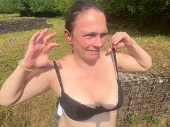 Leie, Wohlbeleibte schöne frauen, Pummelig, Laktieren, Milf, Mutti, Im freien, Hure