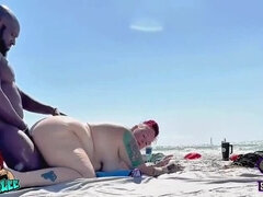 Leie, Wohlbeleibte schöne frauen, Strand, Geile alte tussi, Selbstgemacht, Milf, Nackt, Rotschopf