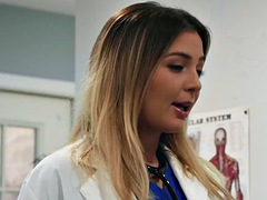 デカチン, オフィス, 秘密の, ティーン, オッパイの, ユニフォーム, スカートのぞき