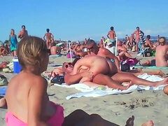 Belle grosse femme bgf, Plage, Tir de sperme, Queue, Groupe, Mature, Mère que j'aimerais baiser, De plein air