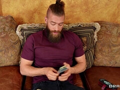 Sucer une bite, Lunettes, Branlette thaïlandaise, Jeans, Collant, Jupe, String, Nénés