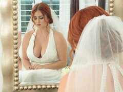 Belle grosse femme bgf, Gros seins, Sucer une bite, En levrette, Robe, Grosse, Seins naturels, Rousse roux