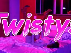 Twistys - fabulous Eve Marlowe has her first lesbo scene with jewel blu & concludes up jizzing repeatedly
