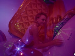 Поза 69, Блондинки, Минет, Глубокая глотка, Европейки, Сидя на лице, Натуральные сиськи, Сиськи