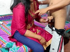 18 ans, Doigter, Première fois, Indienne, Petite femme, Chatte, Jarretelles, Suçant